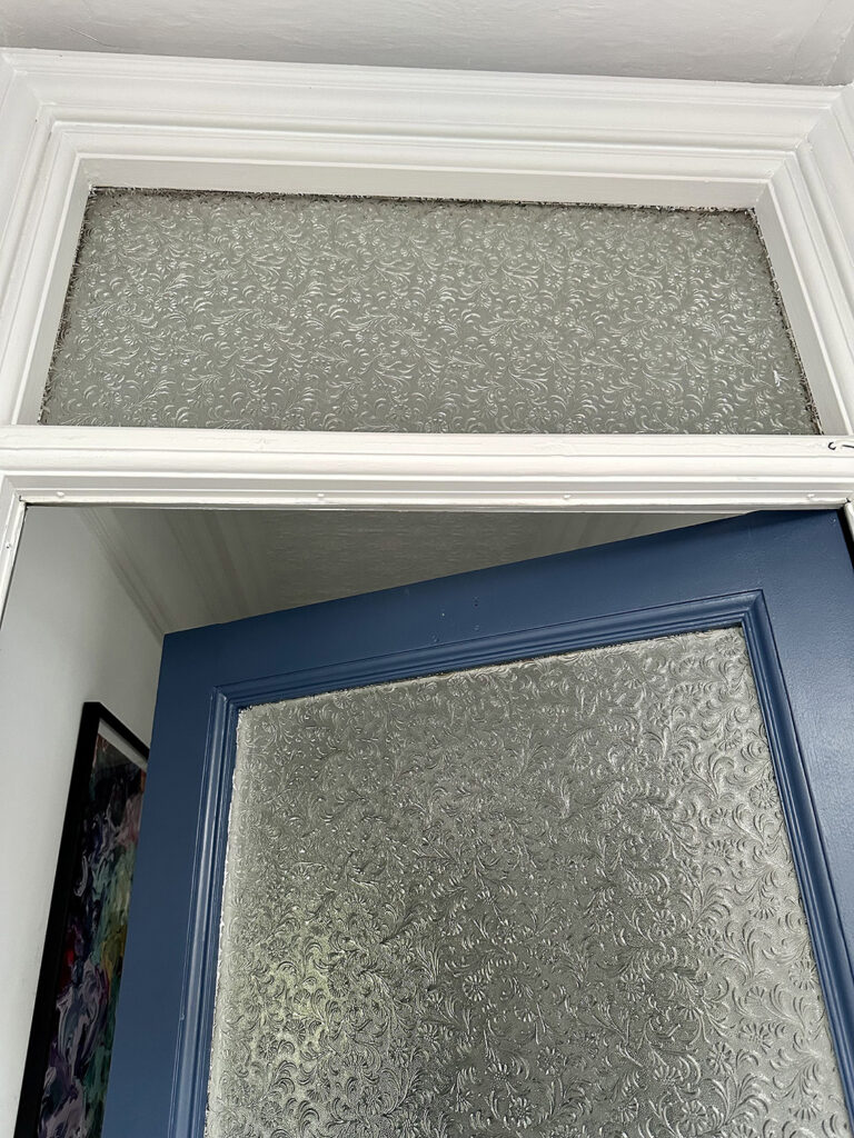 Detail shot of pattern on glass on door